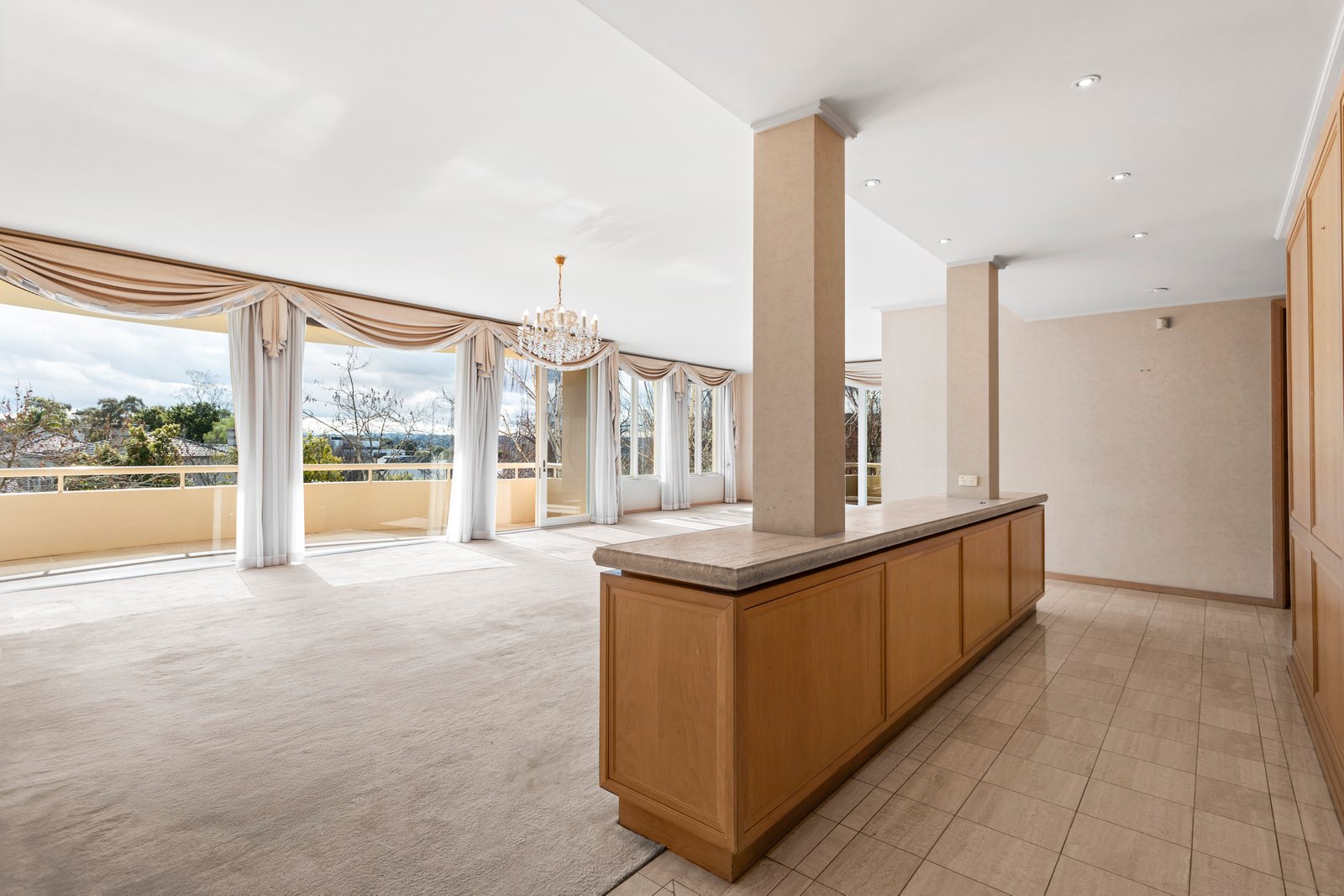 Real Estate and Property in 6/550 Toorak Road, Toorak, VIC