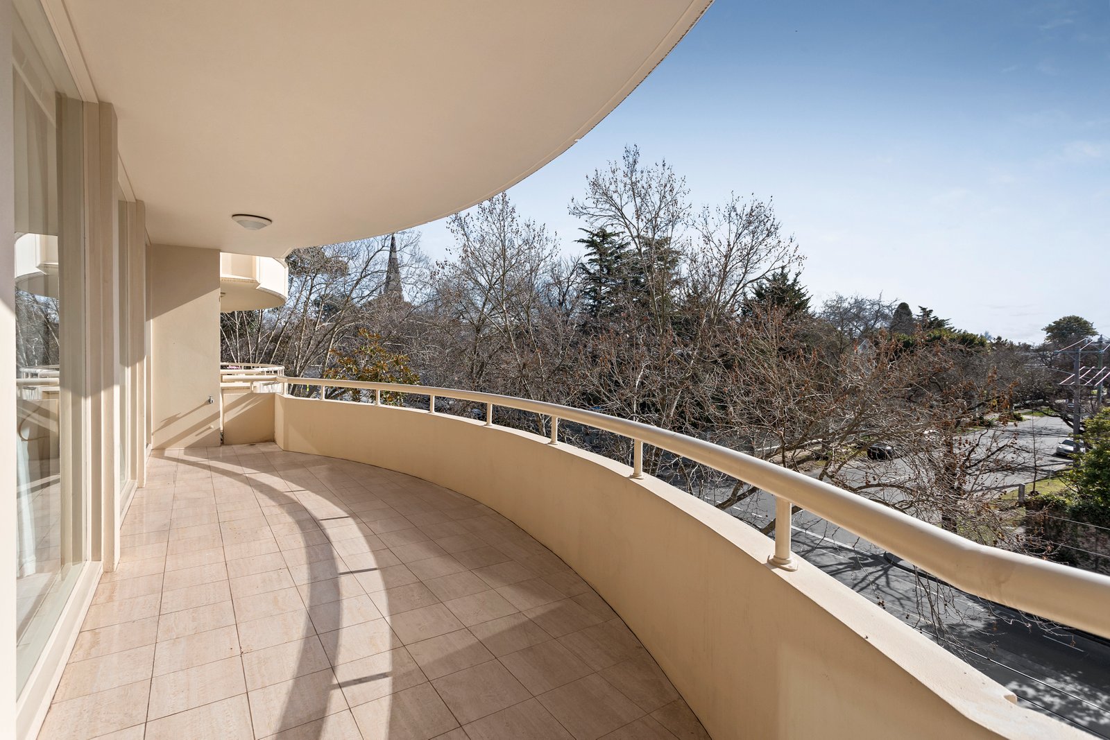 Real Estate and Property in 6/550 Toorak Road, Toorak, VIC