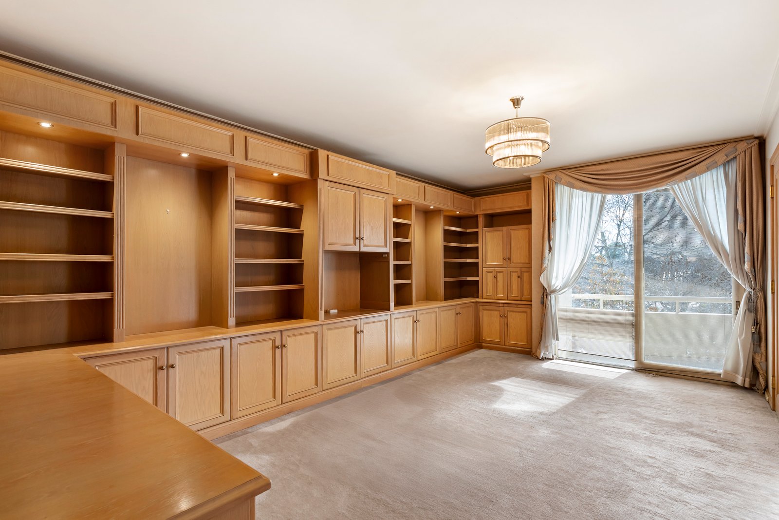 Real Estate and Property in 6/550 Toorak Road, Toorak, VIC