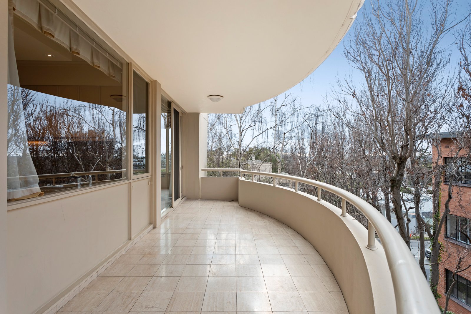 Real Estate and Property in 6/550 Toorak Road, Toorak, VIC