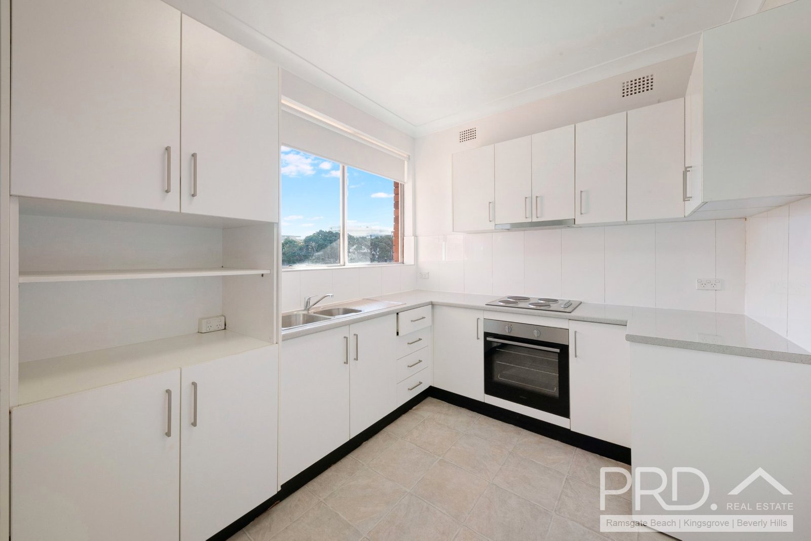 6/552 Railway Parade HURSTVILLE 4