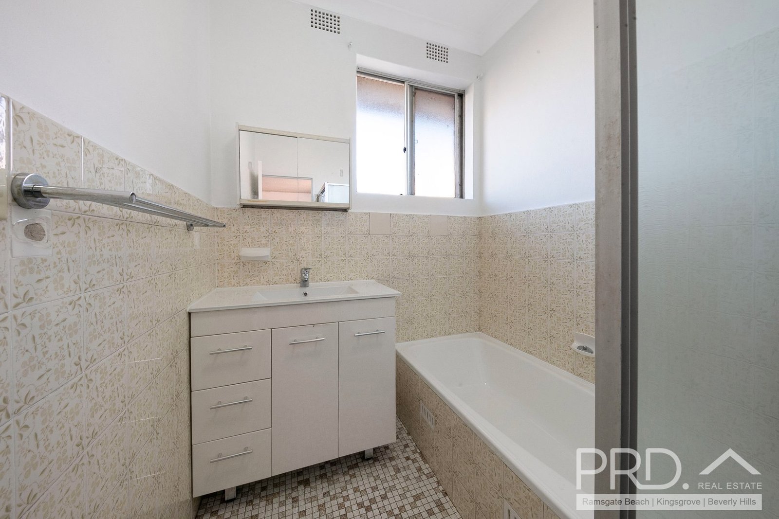 6/552 Railway Parade HURSTVILLE 5