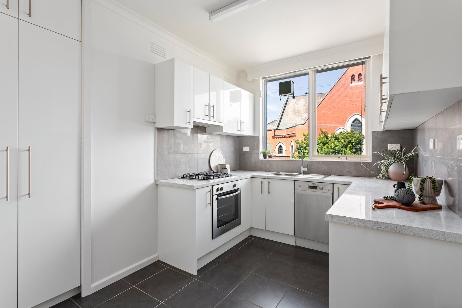 Real Estate and Property in 6/561 Glen Huntly Road, Elsternwick, VIC