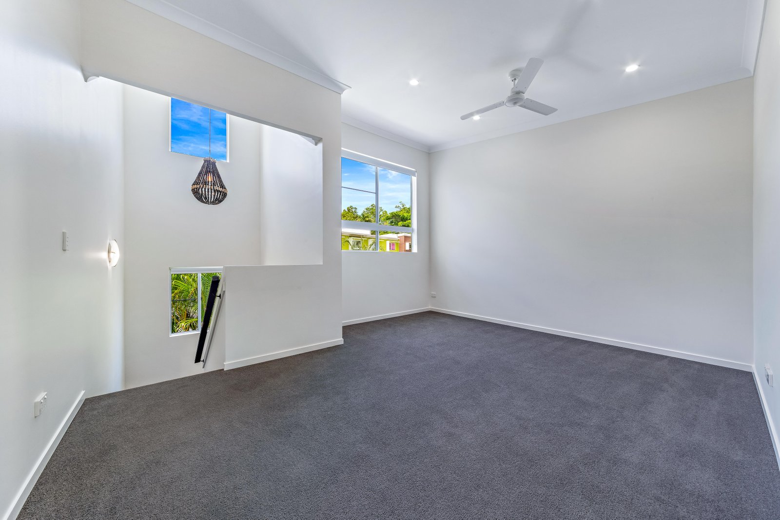 65/65 Manooka Drive CANNONVALE 5