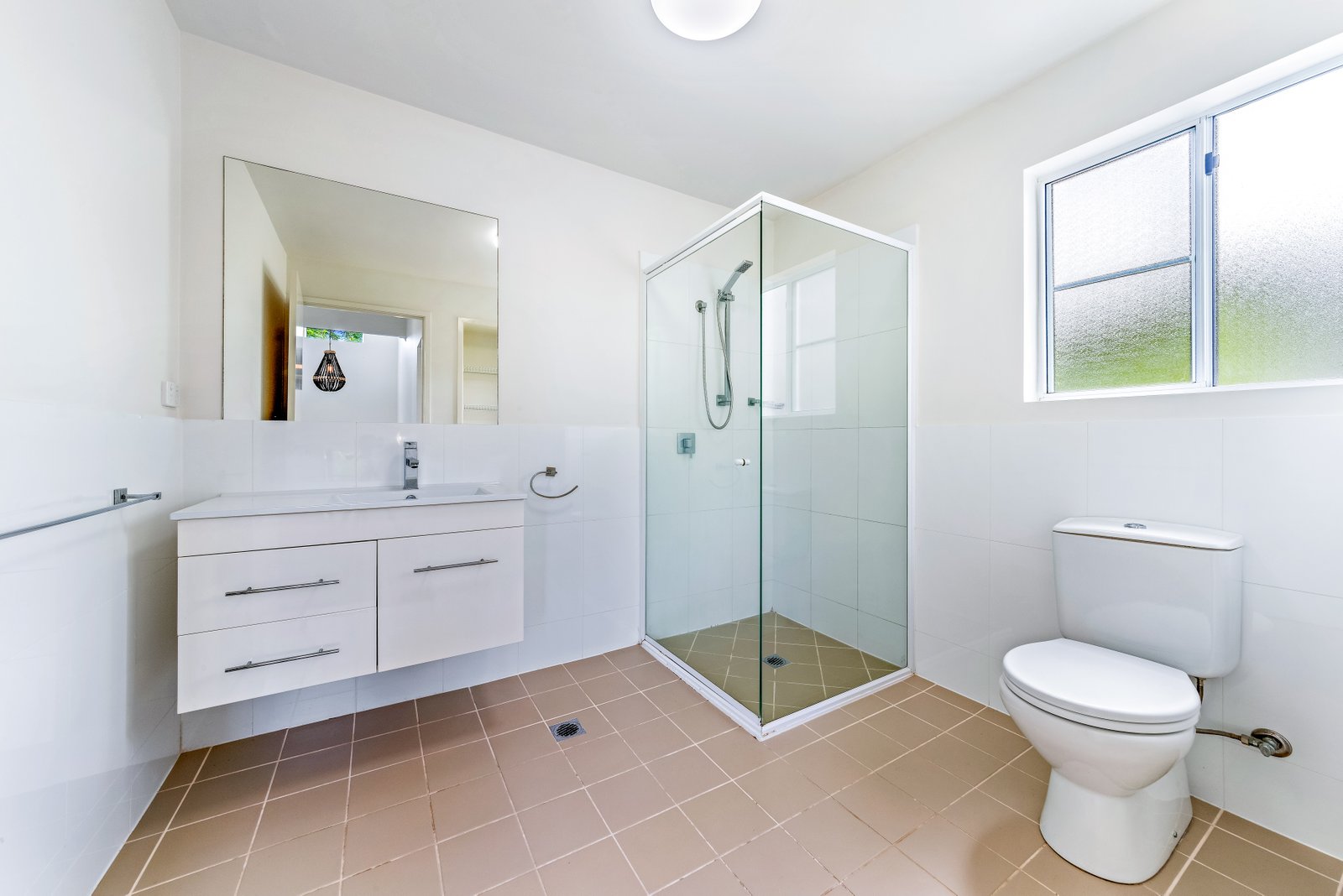 65/65 Manooka Drive CANNONVALE 9