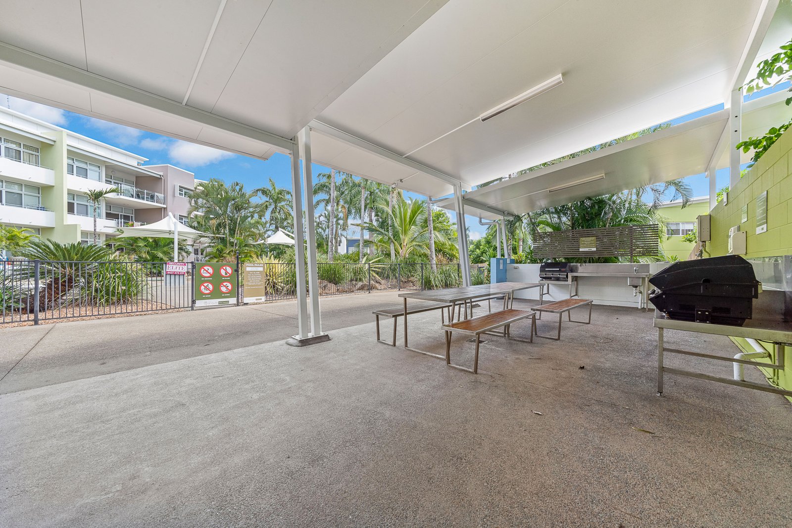 65/65 Manooka Drive CANNONVALE 11