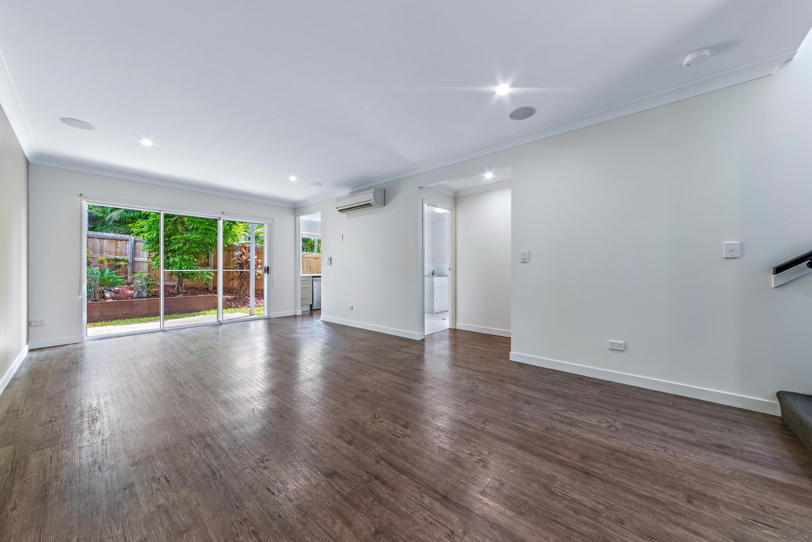 65/65 Manooka Drive CANNONVALE 12