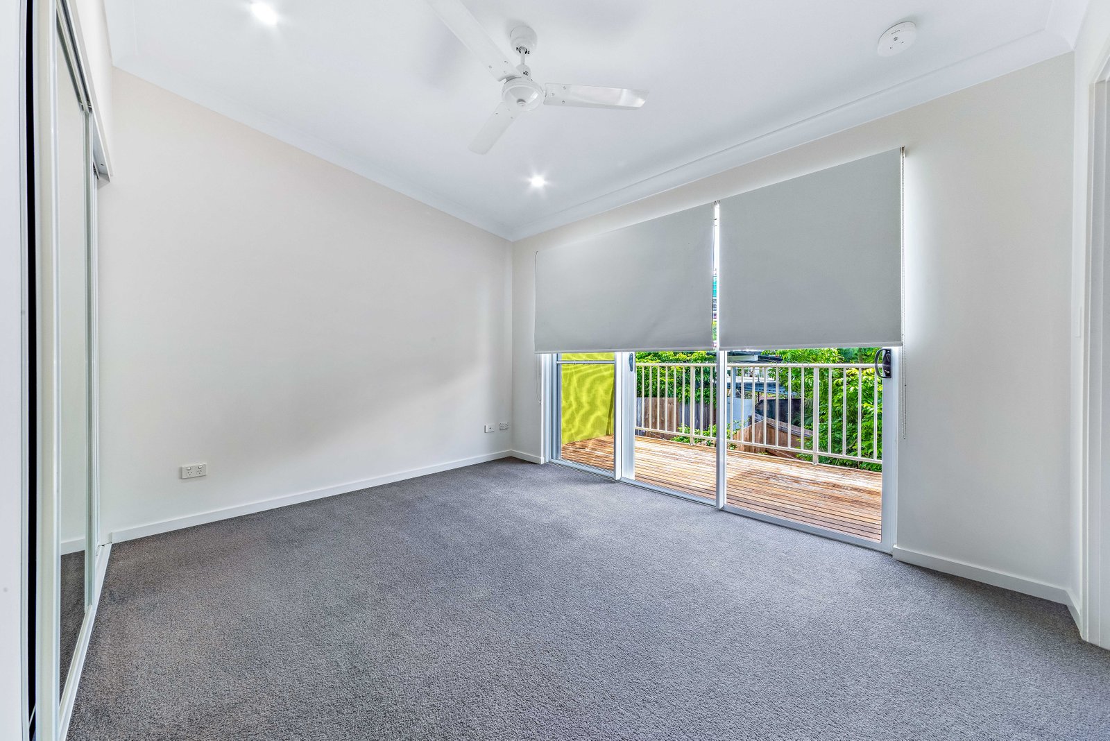 65/65 Manooka Drive CANNONVALE 13