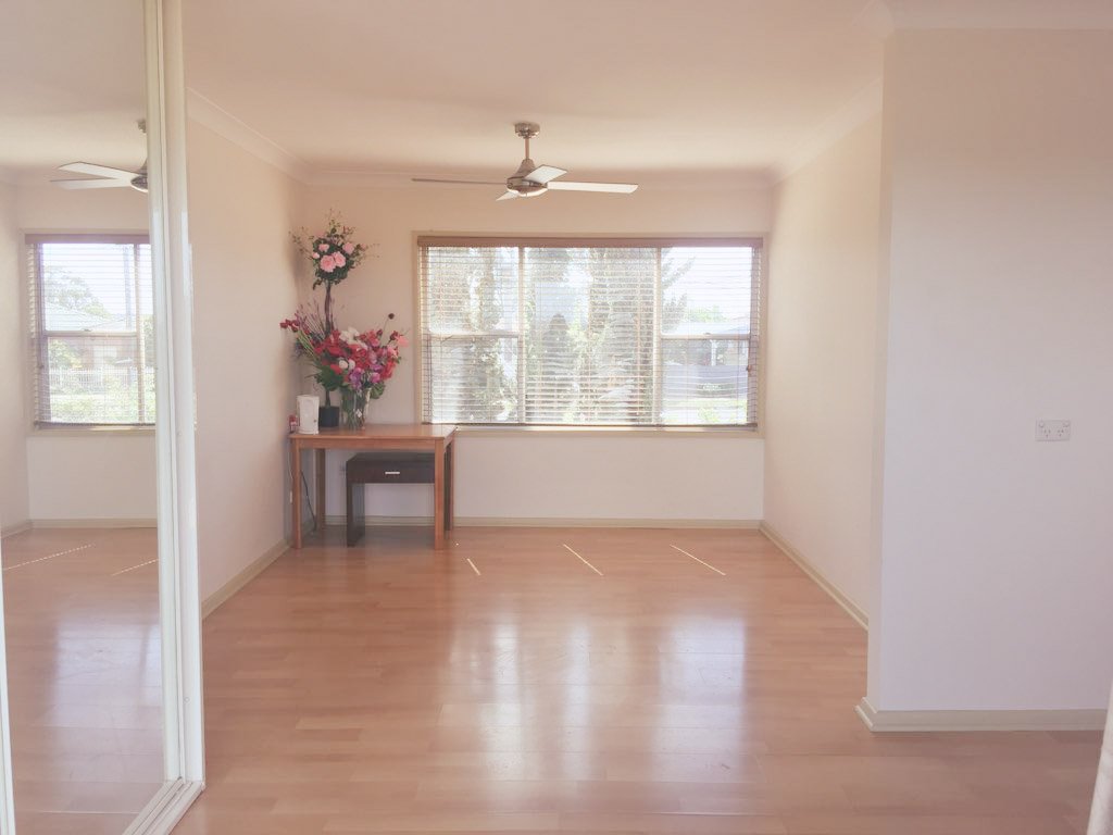 659 Forest Rd  PEAKHURST 6