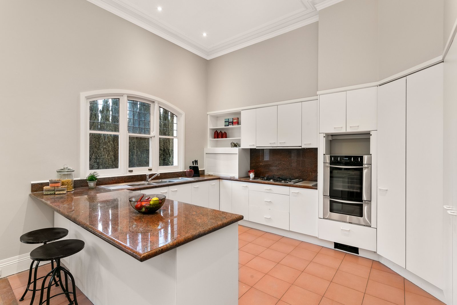Real Estate and Property in 659 Orrong Road, Toorak, VIC