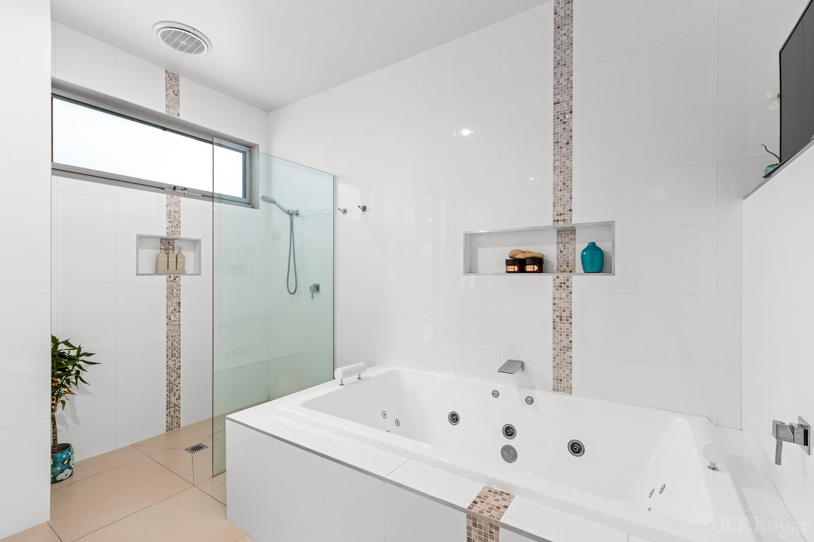 Real Estate and Property in 65A Flinders Street, Queenscliff, VIC