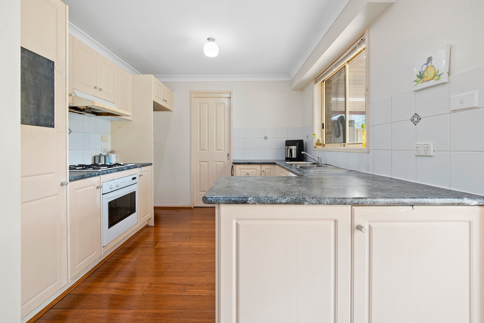 6/6-8 Bunbury Road MACQUARIE FIELDS 4