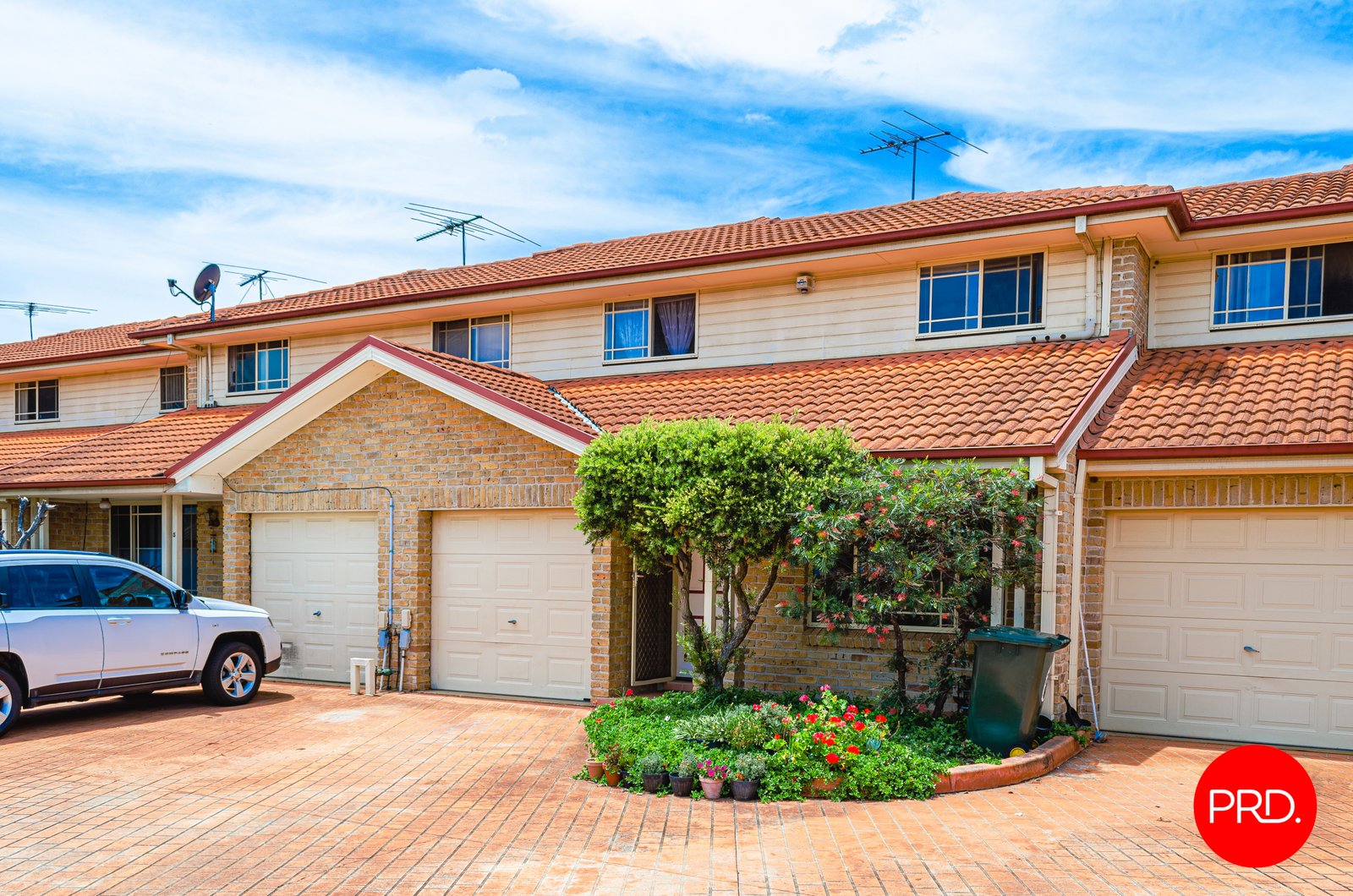 6/6-8 Bunbury Road MACQUARIE FIELDS 1