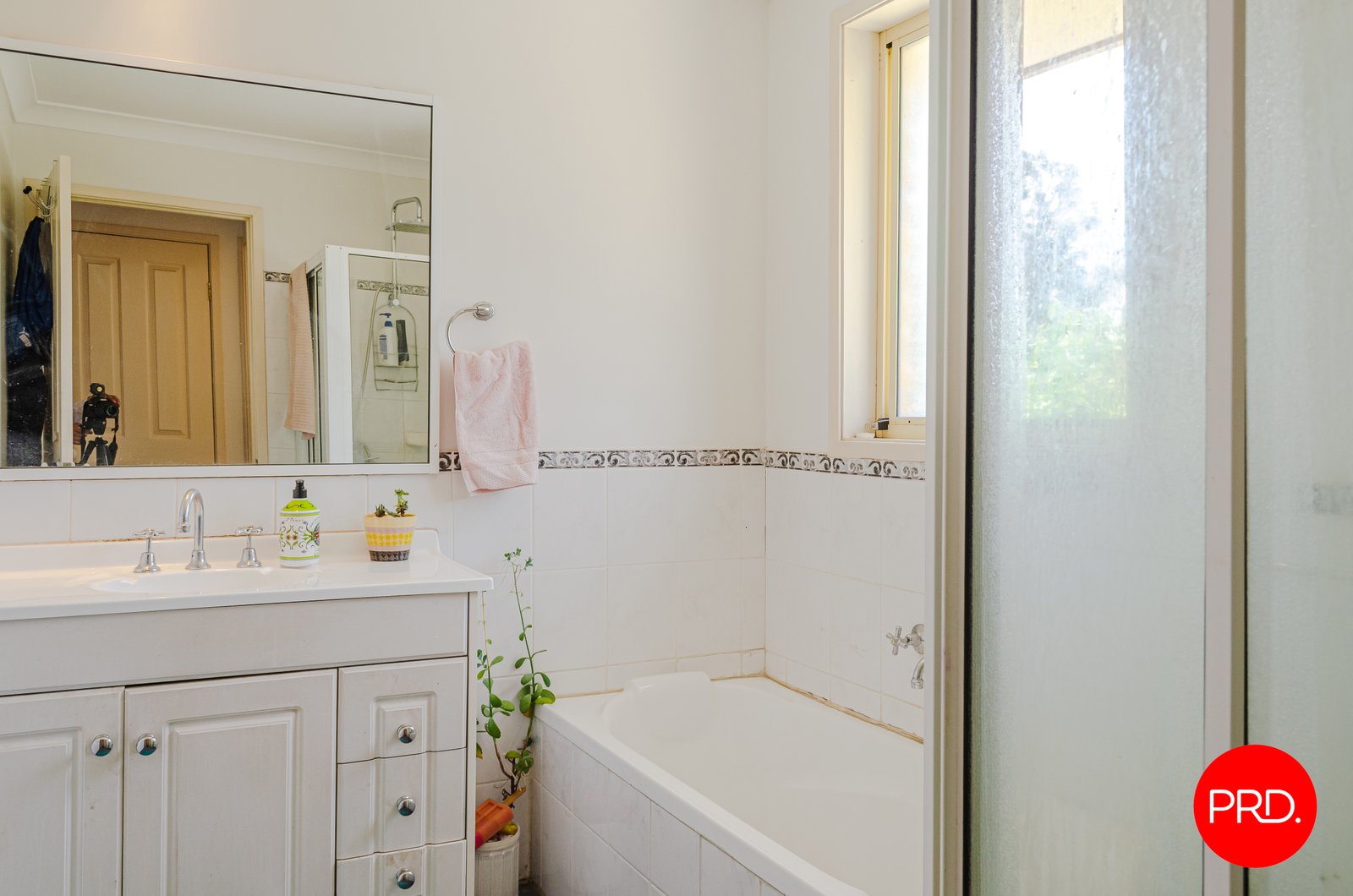 6/6-8 Bunbury Road MACQUARIE FIELDS 8