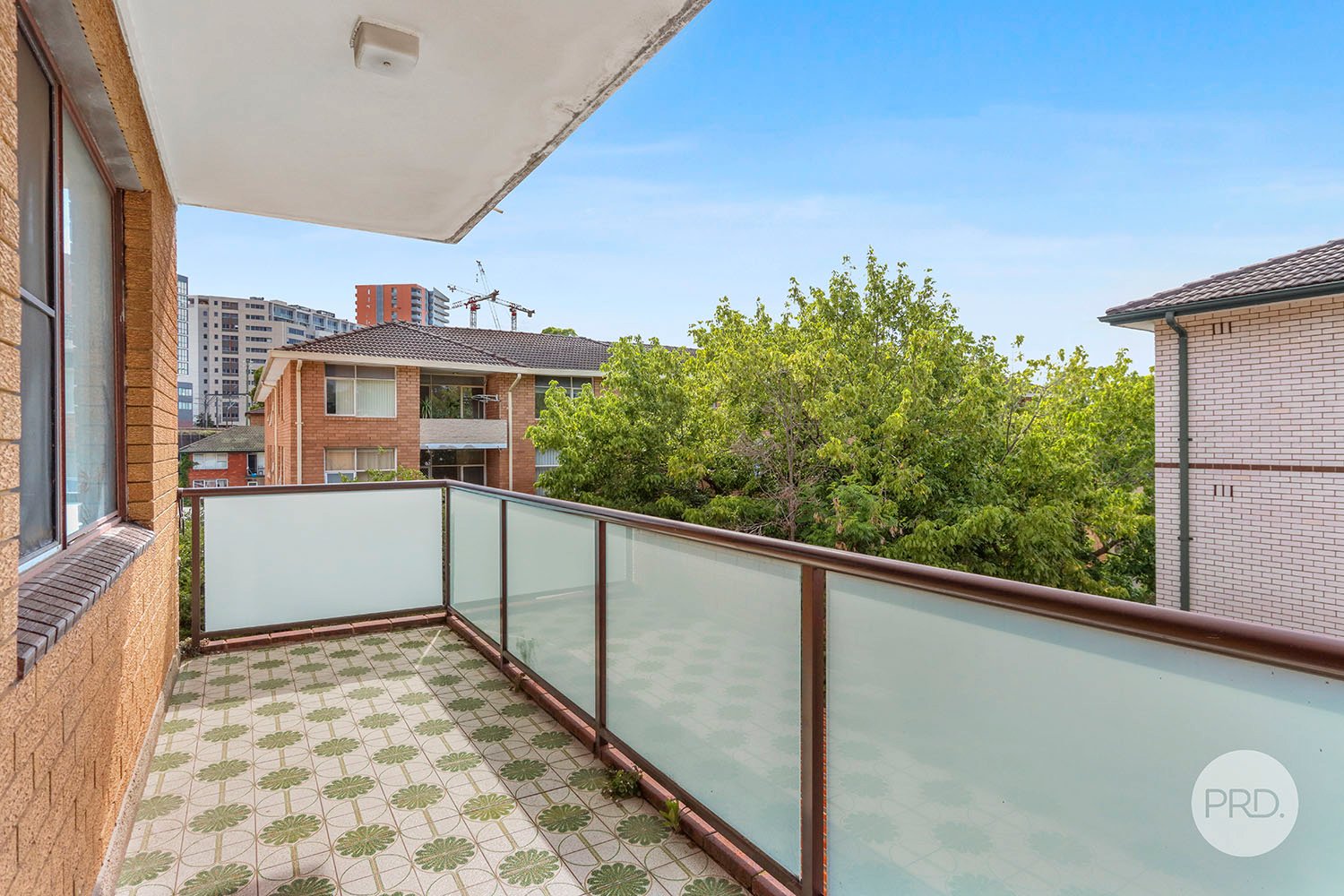 6/6-8 St Georges Parade HURSTVILLE 4