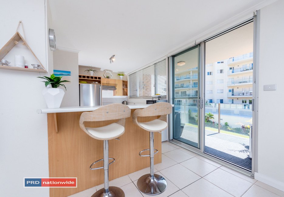 6/6-8 Tomaree Road SHOAL BAY 12