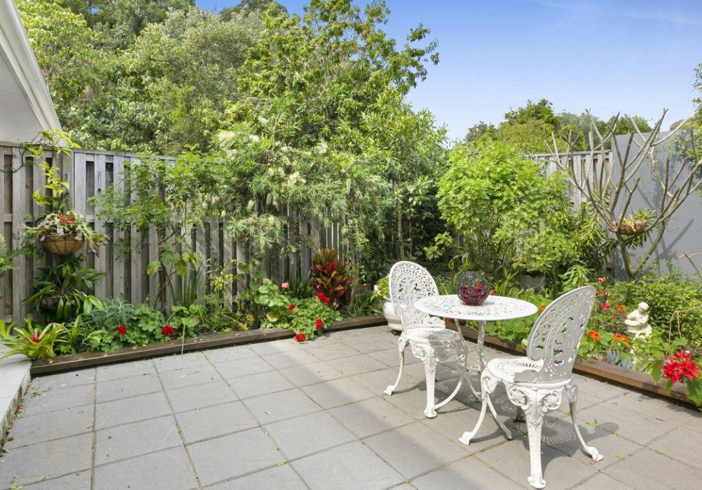 6/6 Border Drive North CURRUMBIN WATERS 4