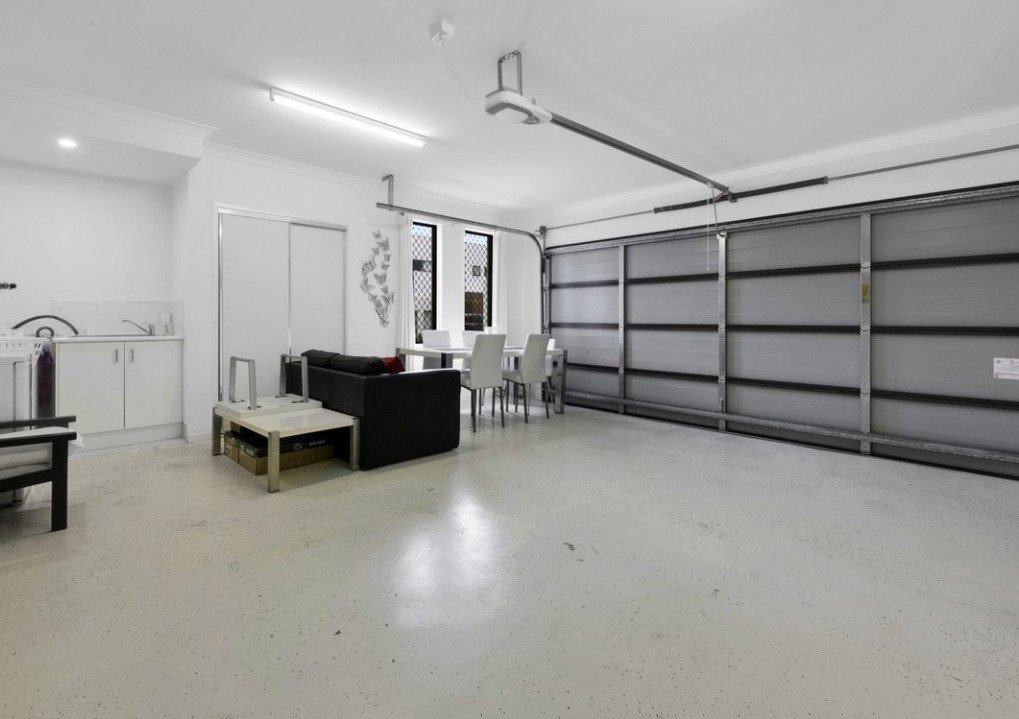 6/6 Border Drive North CURRUMBIN WATERS 18