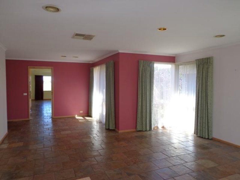 Gallery: 66 Branagan Drive