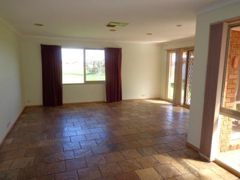 Gallery: 66 Branagan Drive