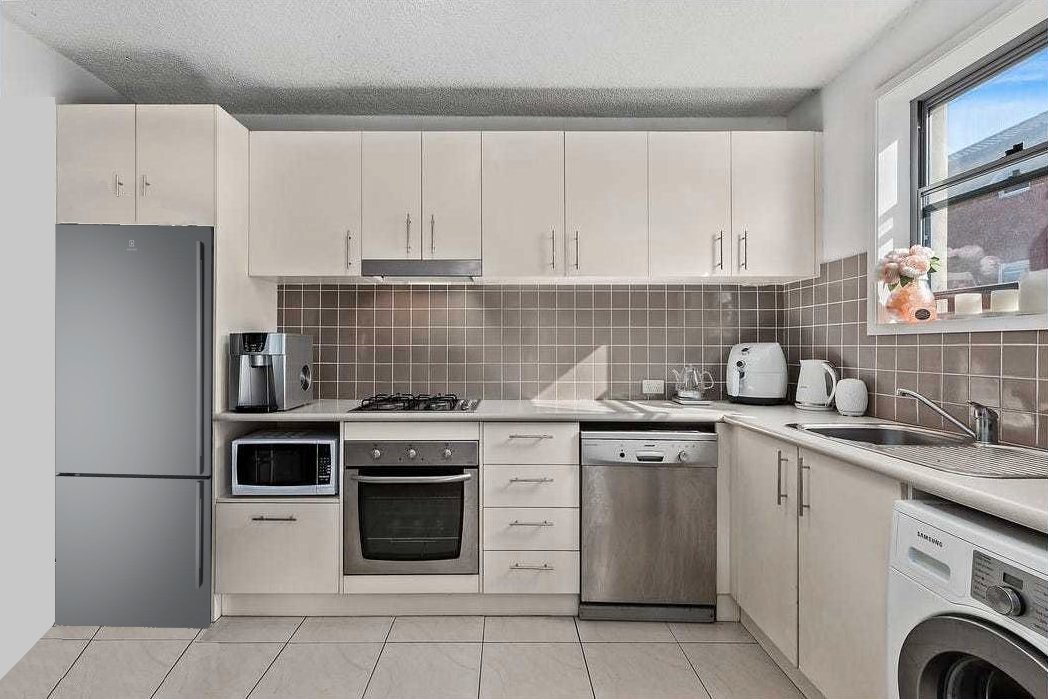 6/6 Brittain Crescent HILLSDALE 1