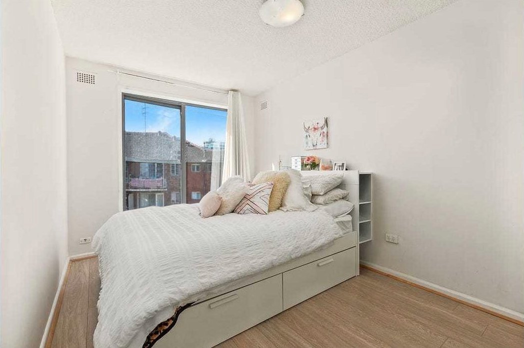 6/6 Brittain Crescent HILLSDALE 3