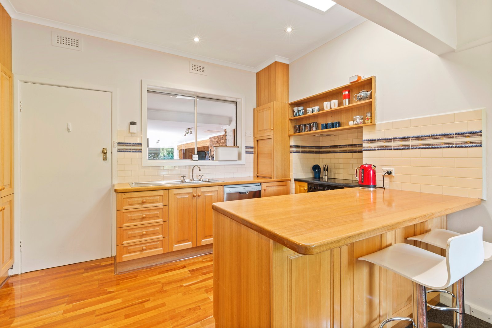 Gallery: 66 Canberra Grove