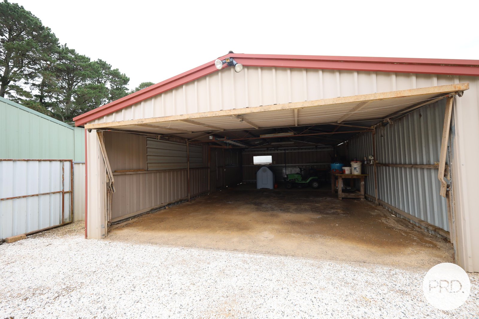 66 Carcoar Street SPRING HILL 12