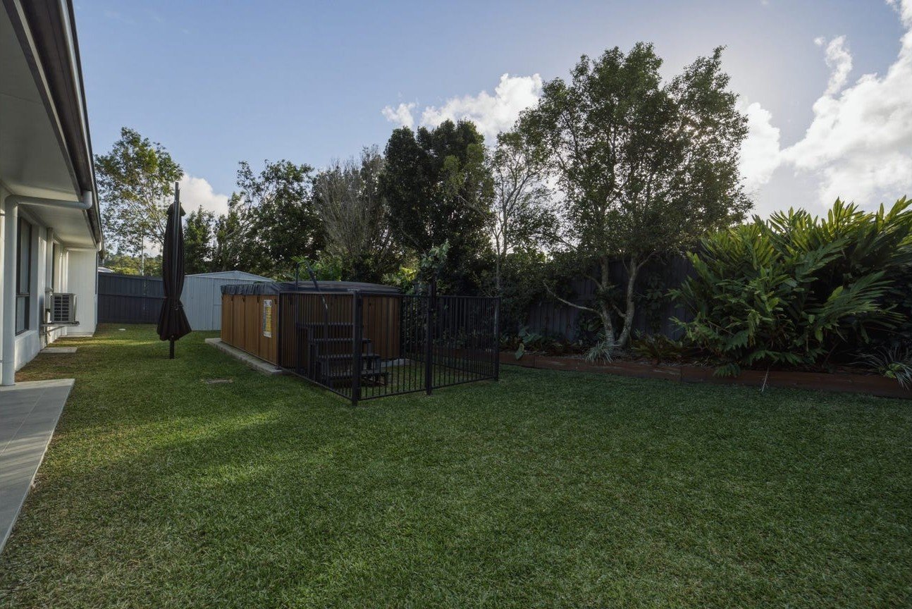 66 Caroval Drive RURAL VIEW 23