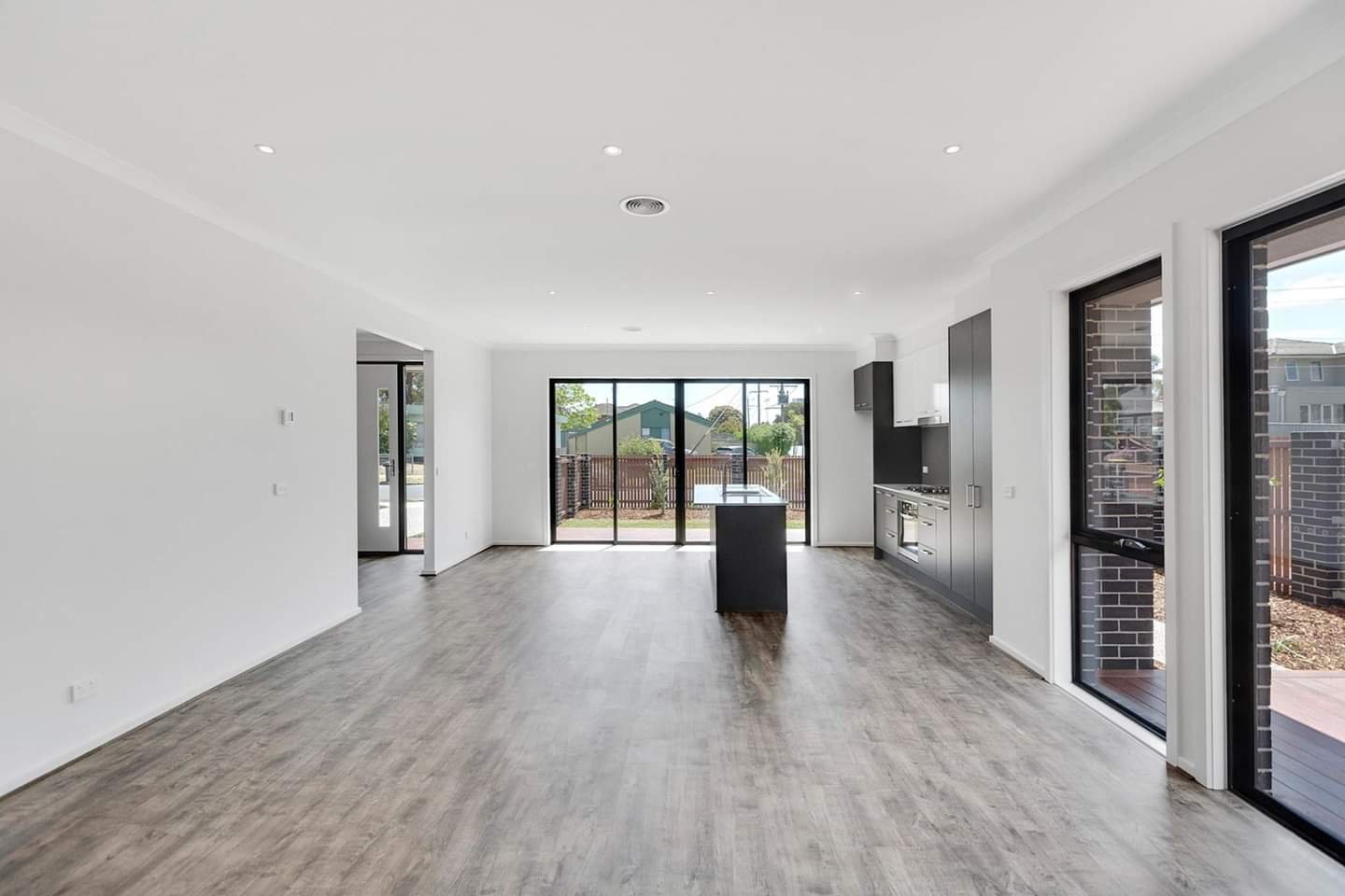 Gallery: 66 Centenary Street