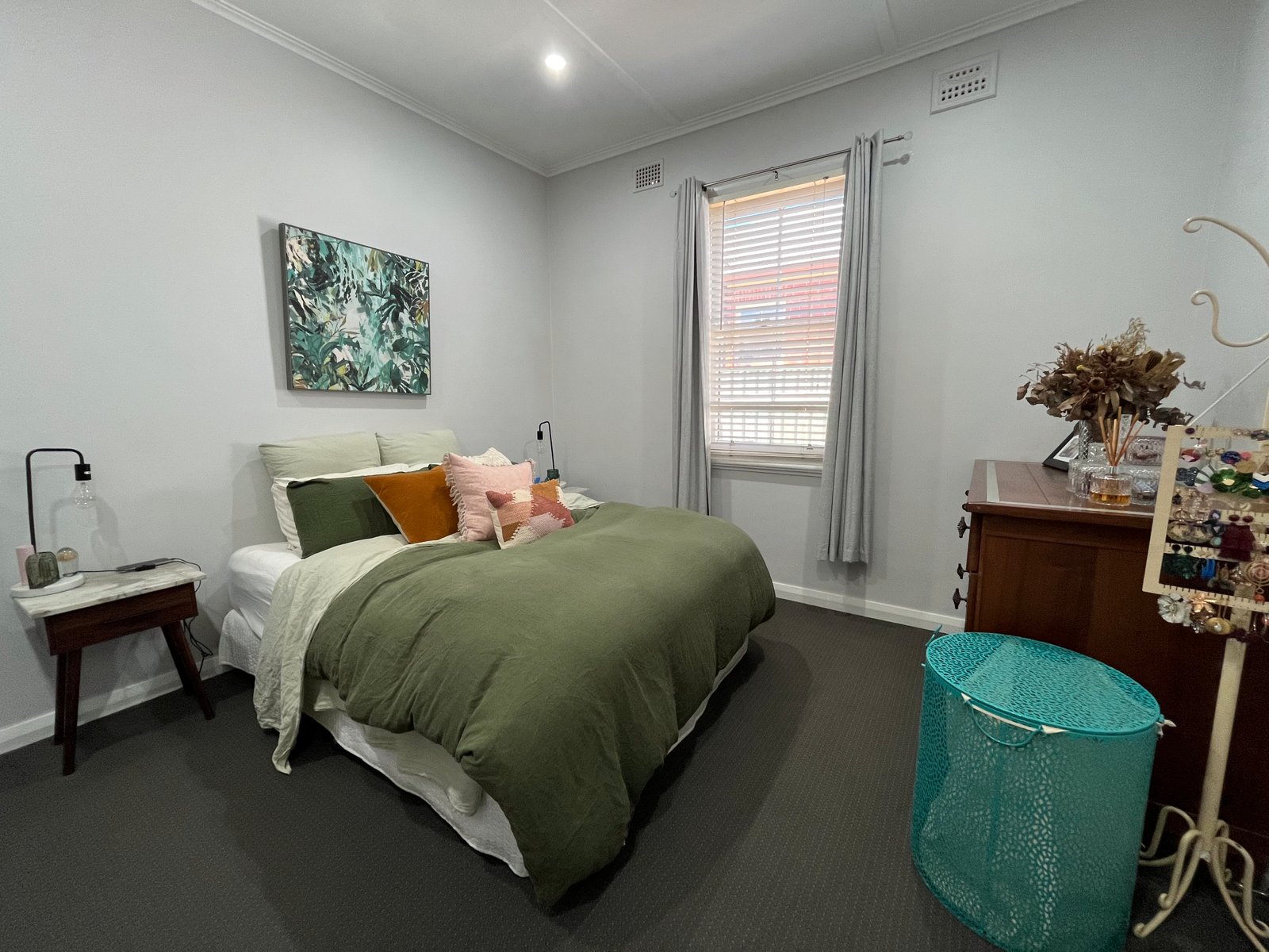 66 Church Street TAMWORTH 14