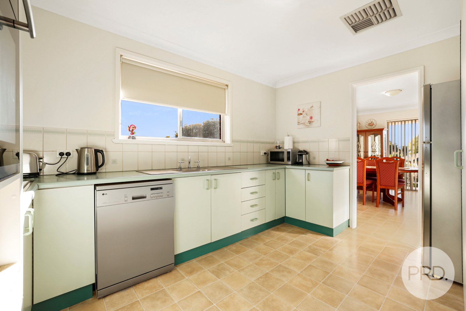 66 Croydon Avenue TAMWORTH 8