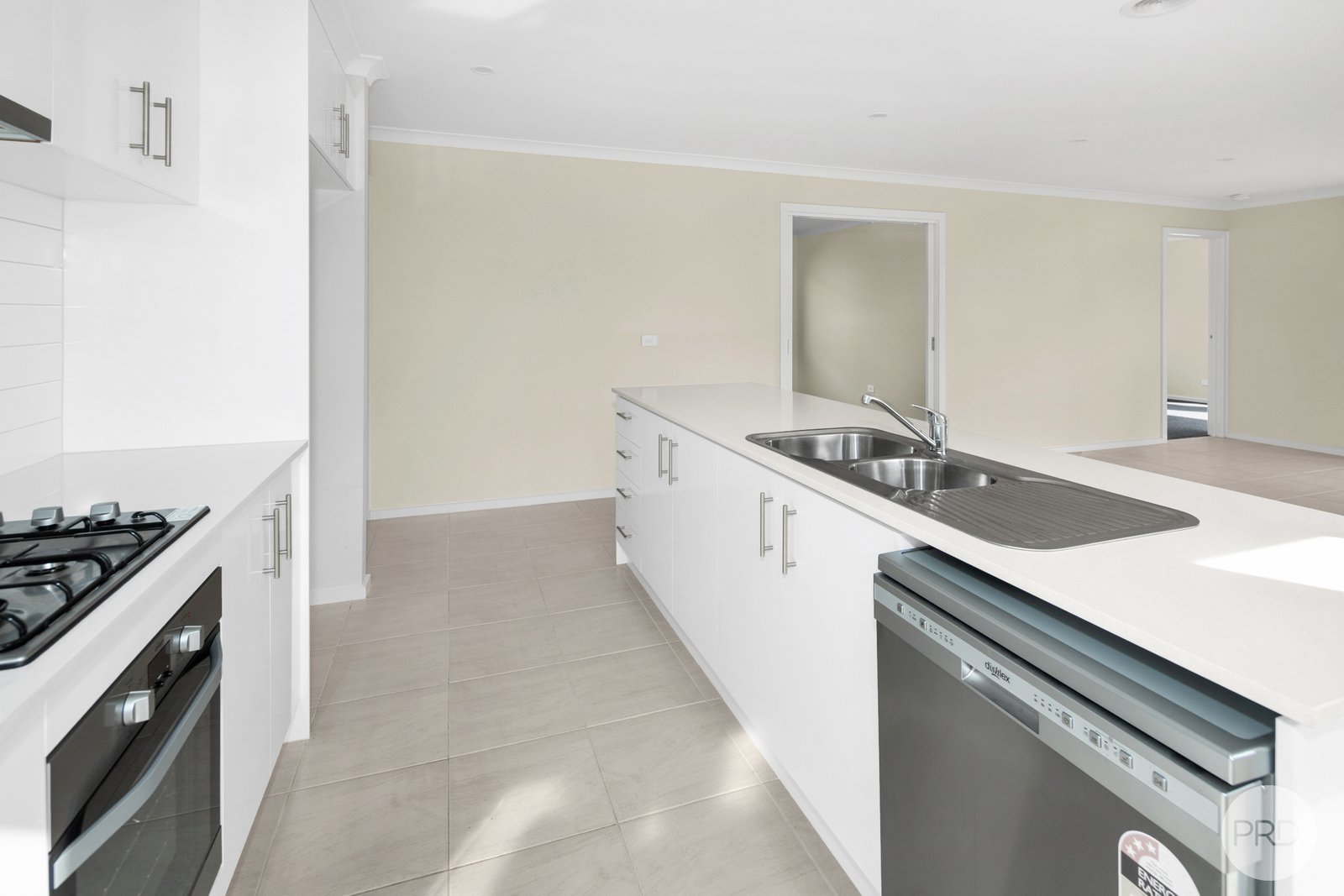 66 Elegante Road WINTER VALLEY 2