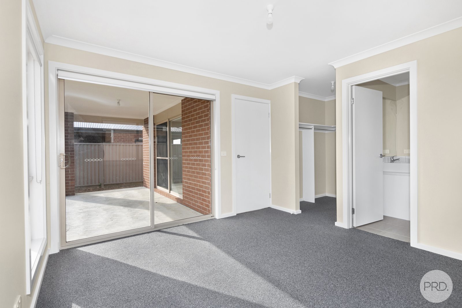 66 Elegante Road WINTER VALLEY 8