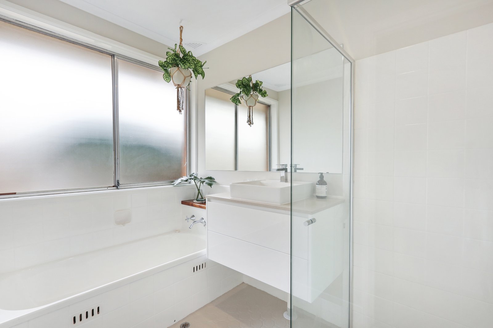 66 Emerson Road DAPTO 8