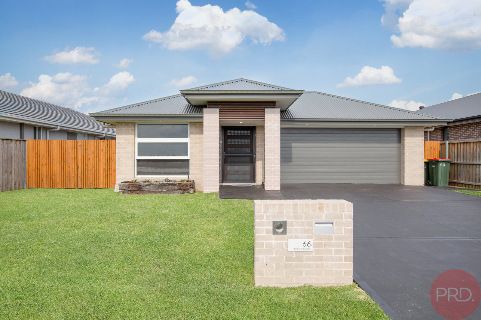 66 Emperor Parade CHISHOLM 1