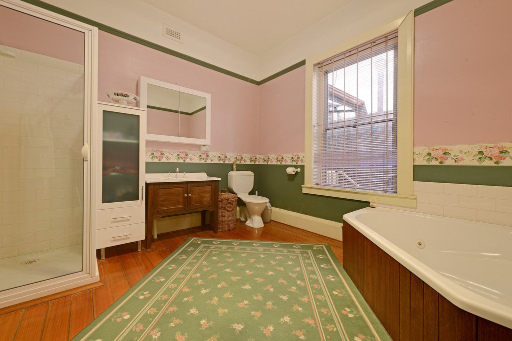 66 (Flat 1) Lansdowne Crescent WEST HOBART 8