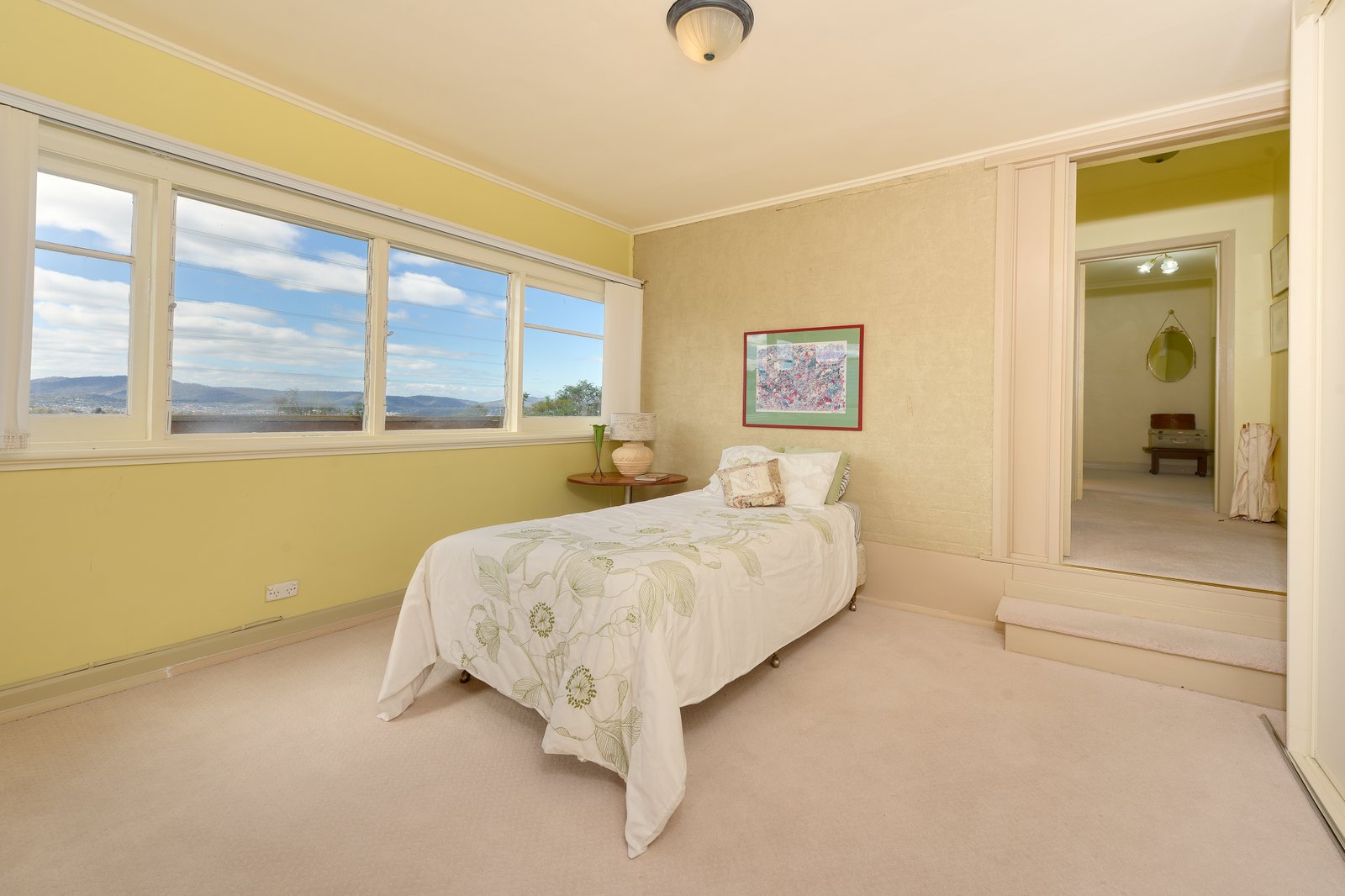 66 (Flat 2) Lansdowne Crescent WEST HOBART 6