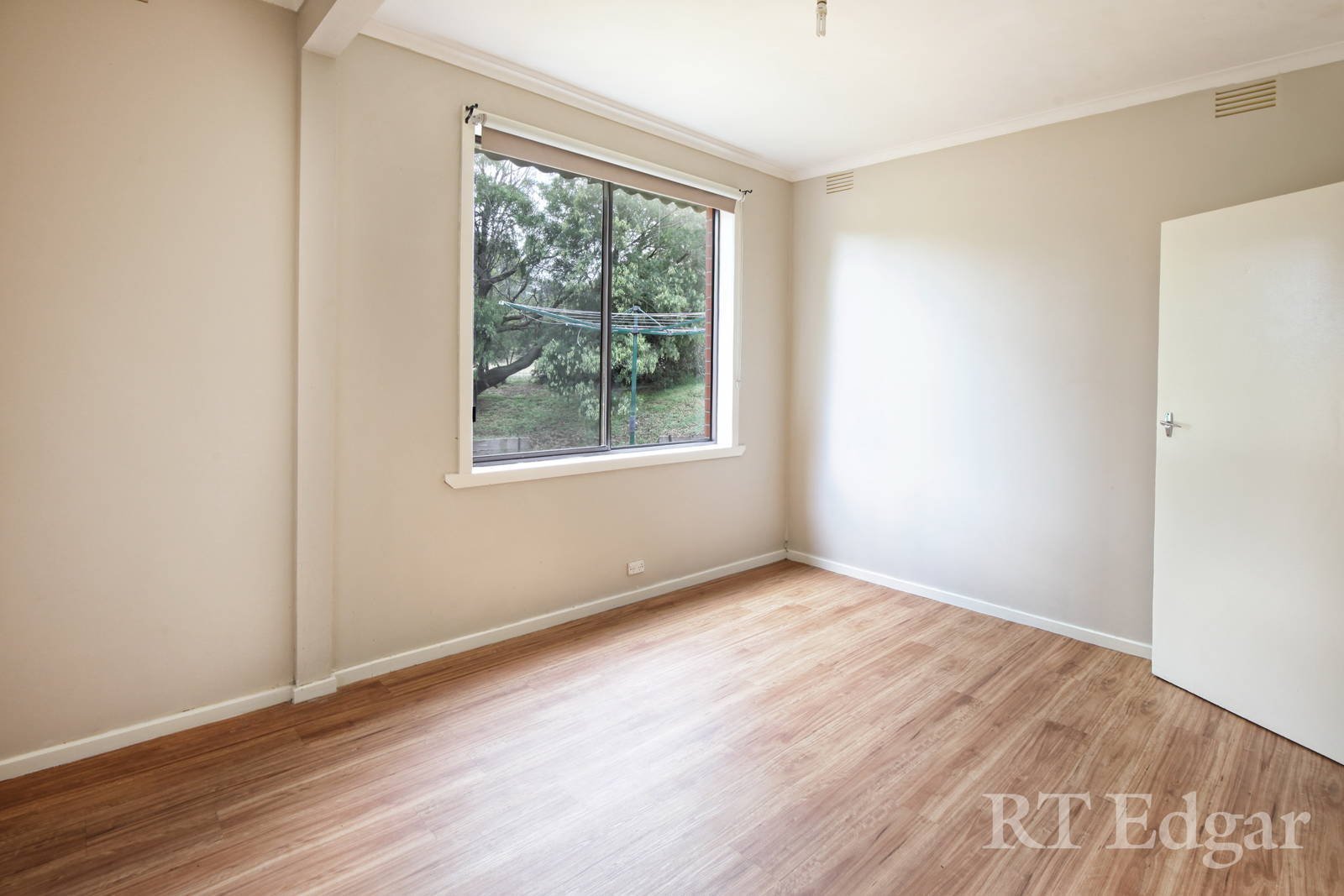 Real Estate and Property in 66 Hallorans Lane, Kyneton, VIC