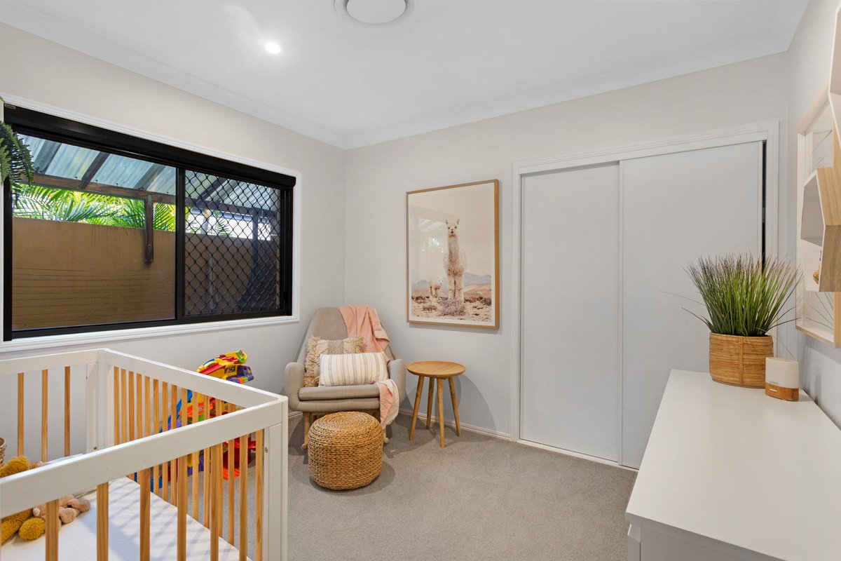 66 Harrier Drive BURLEIGH WATERS 12