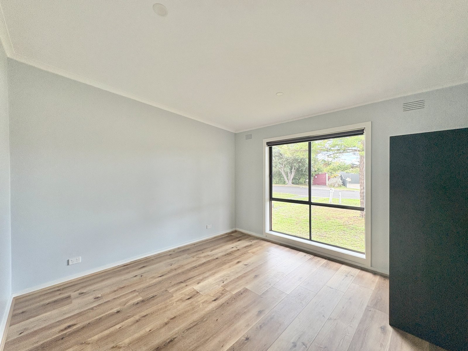 Gallery: 66 Lake View Crescent
