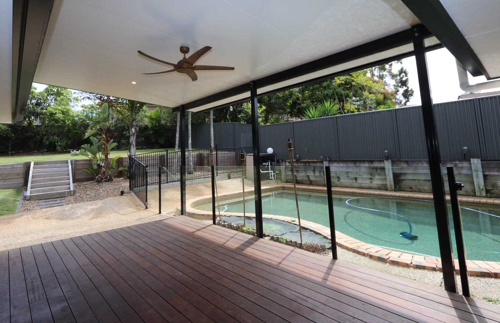 66 Macquarie Avenue MOLENDINAR 1