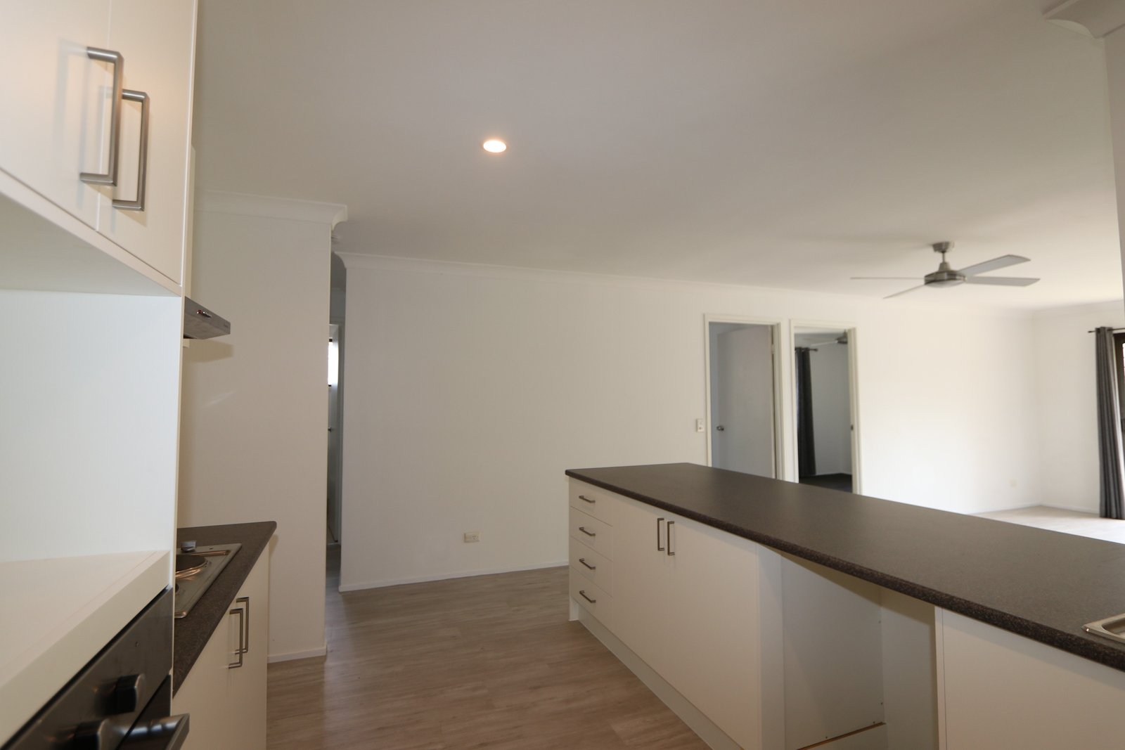 66 Macquarie Avenue MOLENDINAR 3