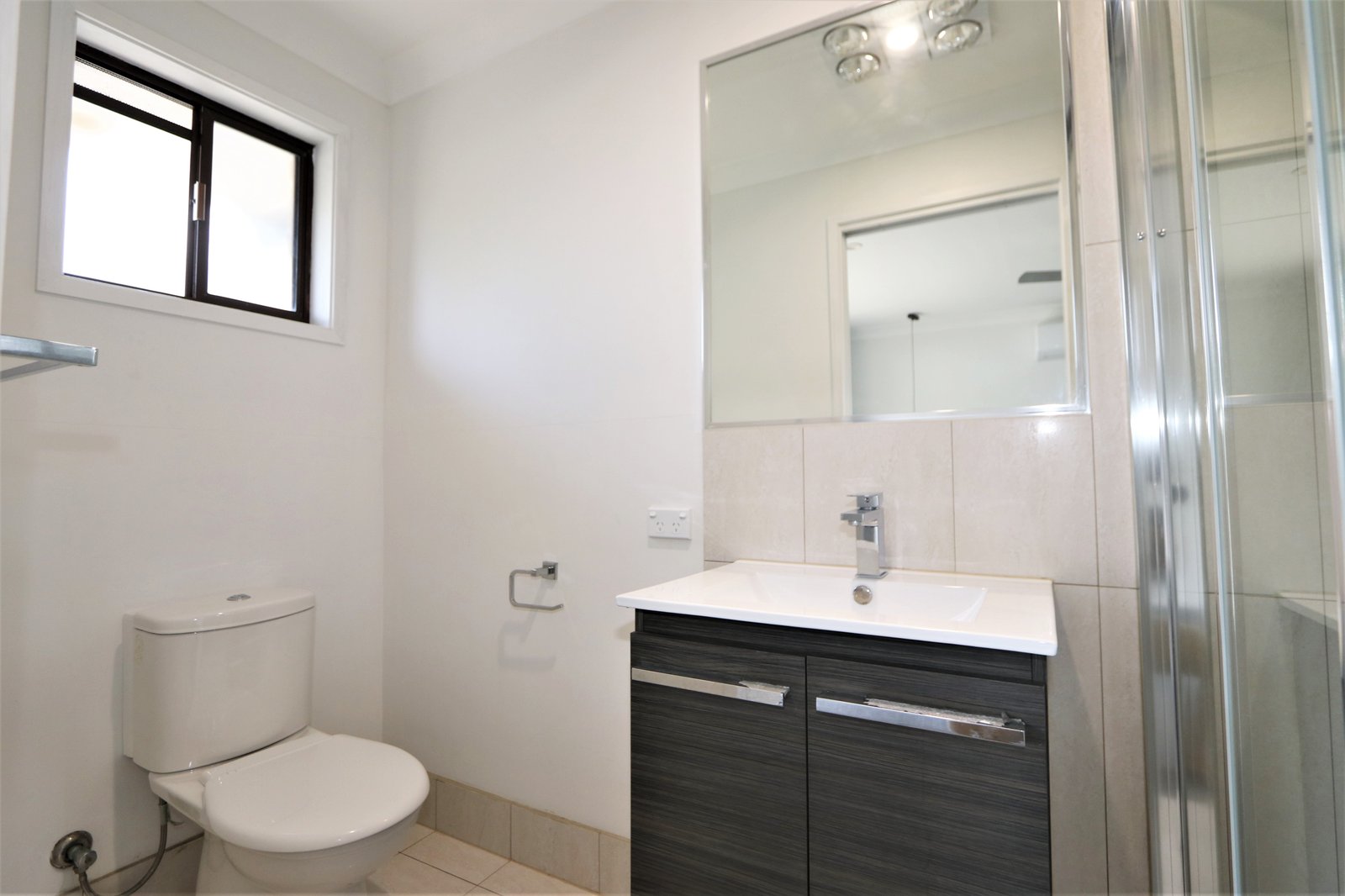 66 Macquarie Avenue MOLENDINAR 8