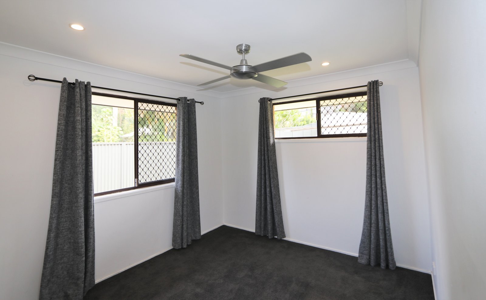 66 Macquarie Avenue MOLENDINAR 11
