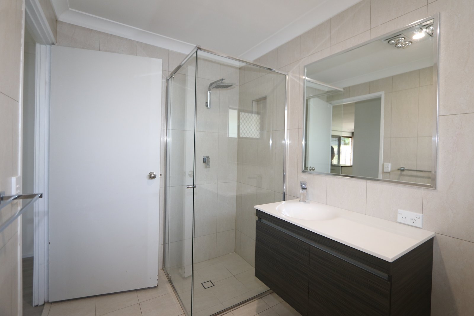 66 Macquarie Avenue MOLENDINAR 14