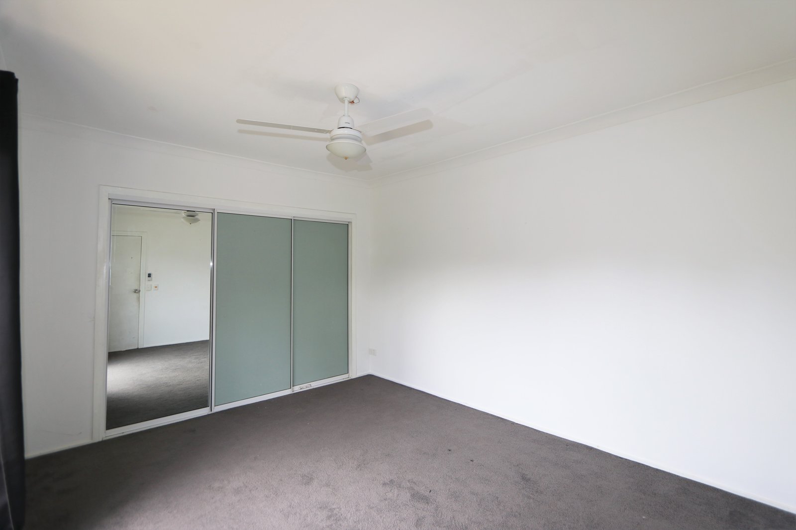 66 Macquarie Avenue MOLENDINAR 16