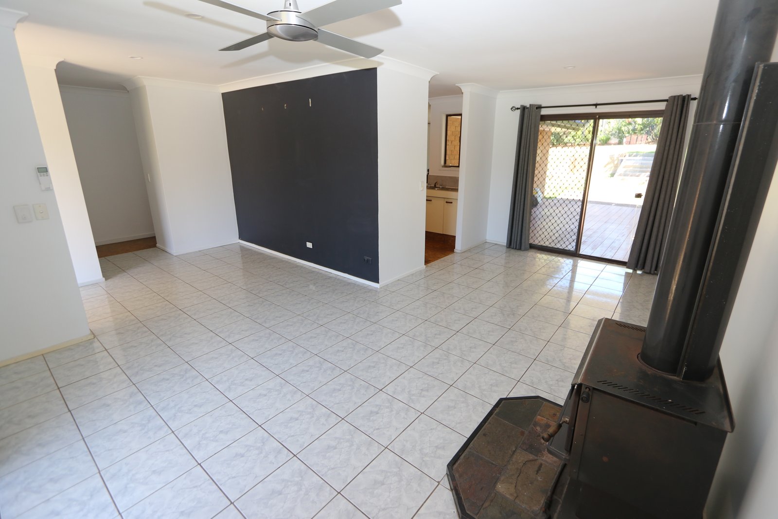 66 Macquarie Avenue MOLENDINAR 5