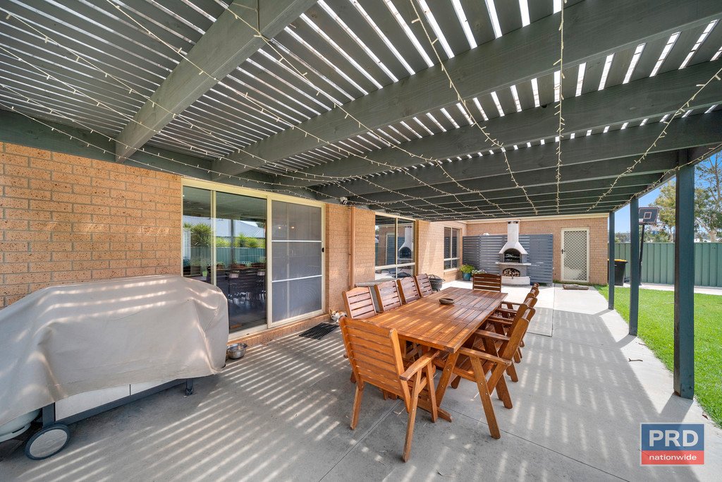 66 McIvor Forest Drive JUNORTOUN 15