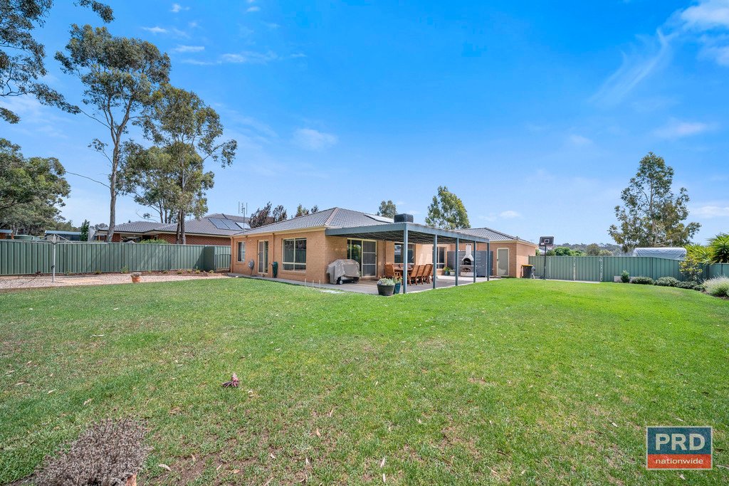 66 McIvor Forest Drive JUNORTOUN 17